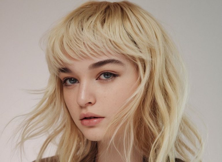 16 Stunning Blonde Wolf Cut Ideas With Bangs To Try Now